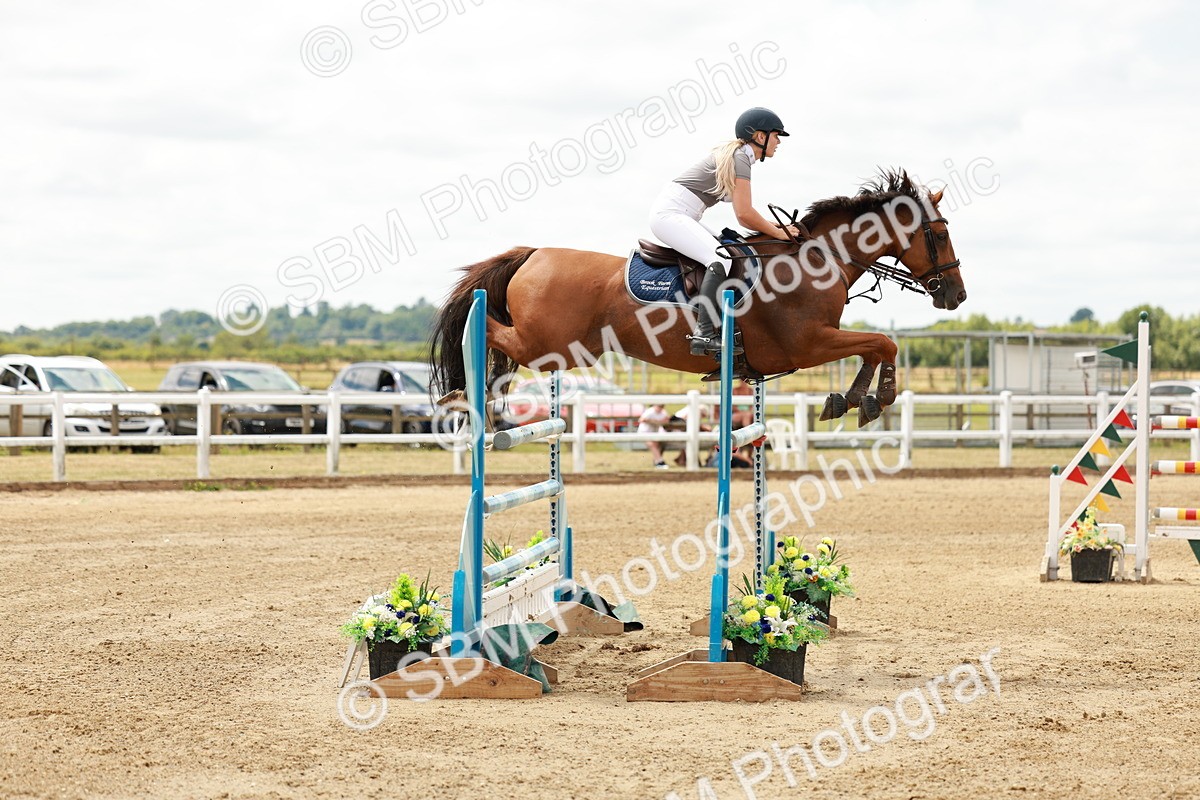SBM_018347 - Class 21 - Senior Newcomers Championship 2d Rd