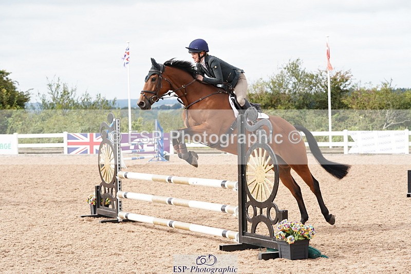 240915A-114240-09517 - Cls 33 85cm Amateur Qualifier