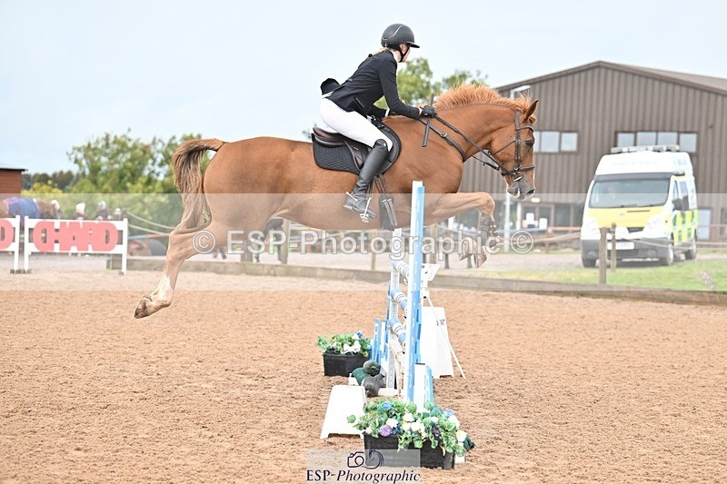 251003-132847-01128 - Cls 3 Foxhunter and 1.20m