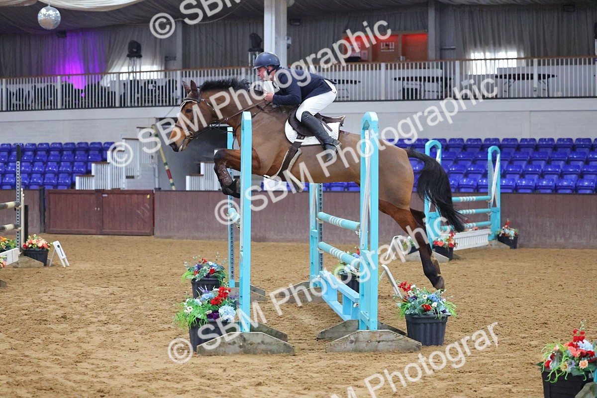 SBM_008846 - Class 22  - Senior Newcomers/ 1.10m Open - First Round (1.10m)