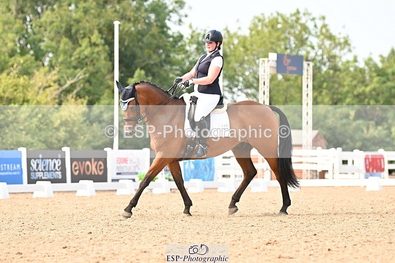 250816-160755-06062 - 129-Beth.TaylorWilly.Wonker