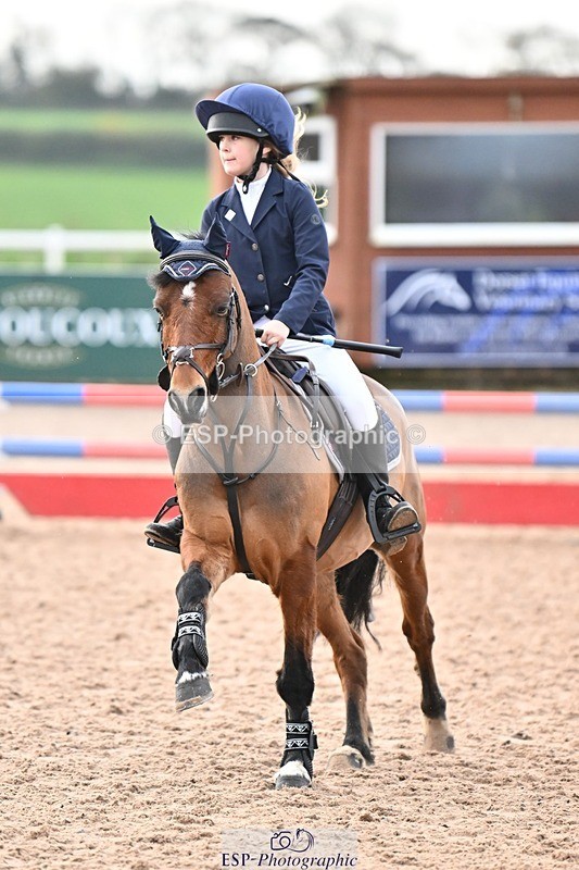 241117X-090553-03125 - Cls 05s A&B Pony Brit Nov & 80 Open