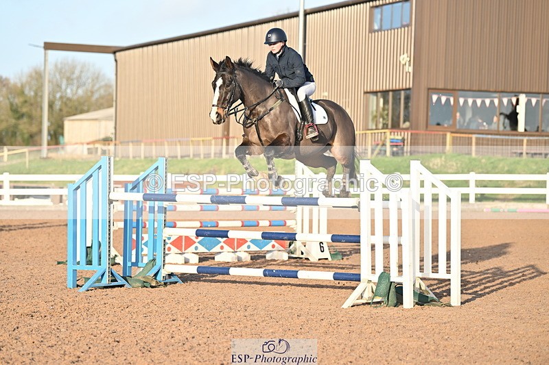 231210A-144013-02811 - Cls 21 Foxhunter & 1.20m Open