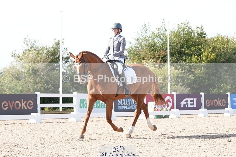 250906-161234-04977 - 051-Yvonne.MasonGF.Demellia