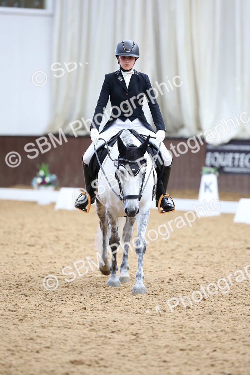 SBM_016505 - Class 16 - Novice FSM - 11.50-12.38