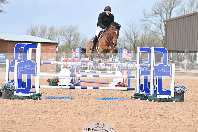 240315A-122036-00890 - Cls 3 Snr Foxhunter
