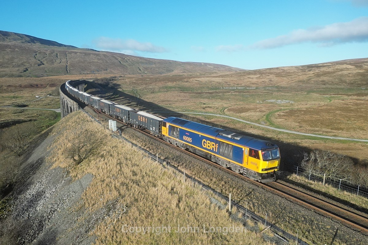 JL - 17.11.25 60085 6J84 HiR - Brindle Heath, Ribblehead Embankment - Latest shots