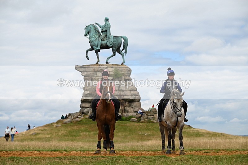 DSC_6754 - Time at Statue 12:45 to 13:15