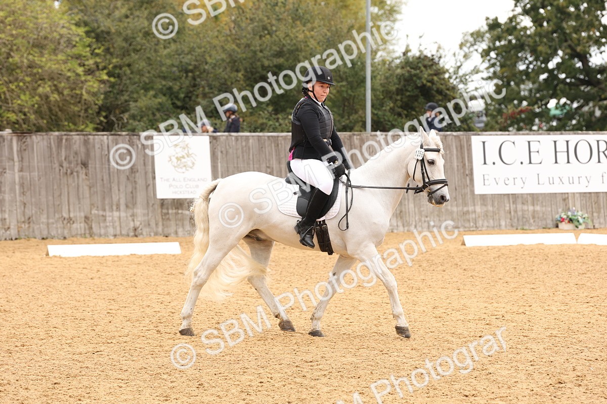 SBM_44033 - D6 - Small Tour Championship Intro 4