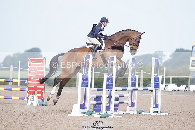 240831A-103448-00291 - 010-Sarah.Marsh-PEMBROKE.SURE.THING