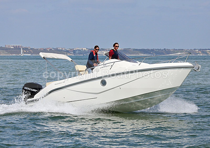 140418 CRANCHI PANAMA 24 WT7A8097 - Motorboats - Open