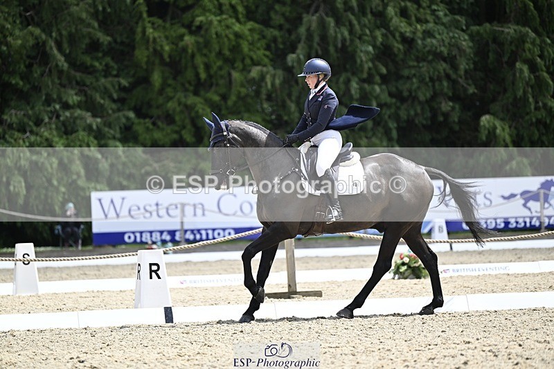 240523-130259-04644 - 101-MORELANDS_CASANOVA-Daisy_Bathe