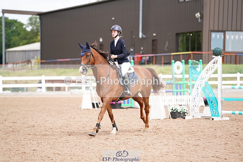 240804A-122448-10816 - Cls 51 1.05m Amateur Qualifier