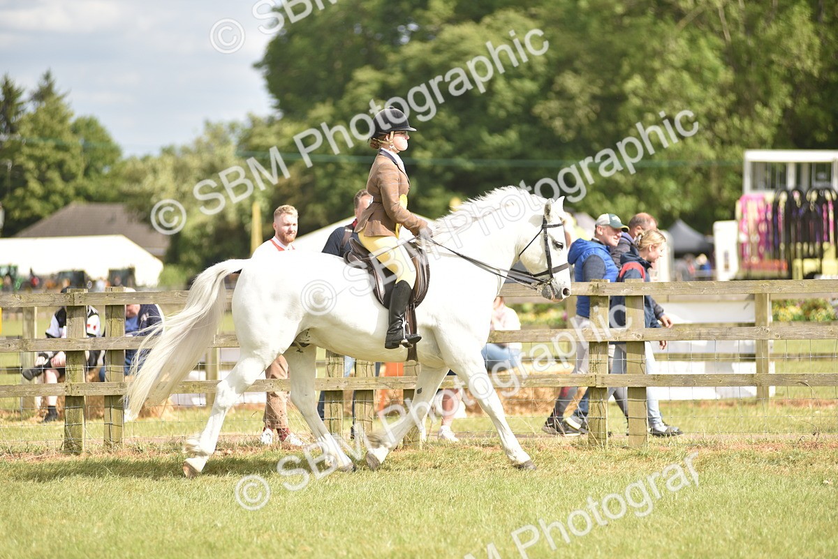 SBM_17773 - Class 122-123 - LIHS BHSA Raising Star Style and Performance Series