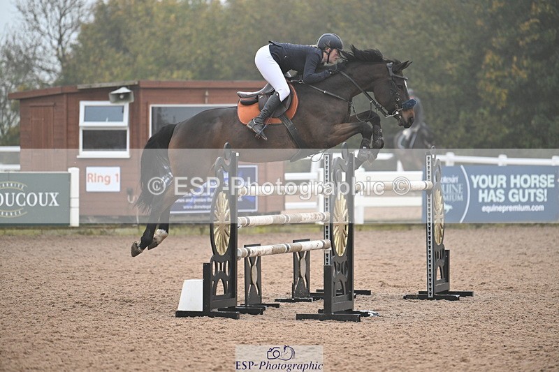 241102A-143409-05644 - SAT Cls 16 Winter 1.25 Jump Off