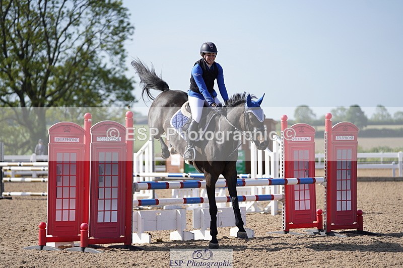 230527A-091252-03178 - Cls 19 British Novice & 90cm Open