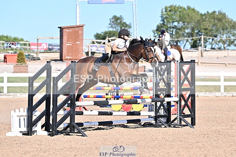 250708A-175832-00398 - 80cm Classes