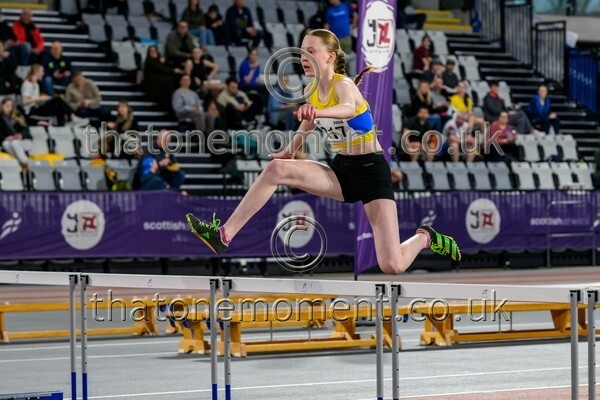 CEInv26-911397 - Track Female