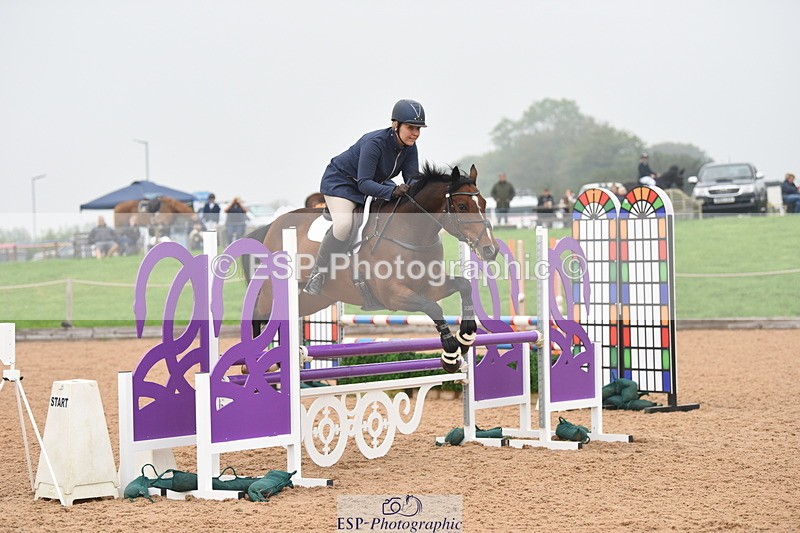 230916A-160140-05468 - Cls 18 Snr 95cm Derby