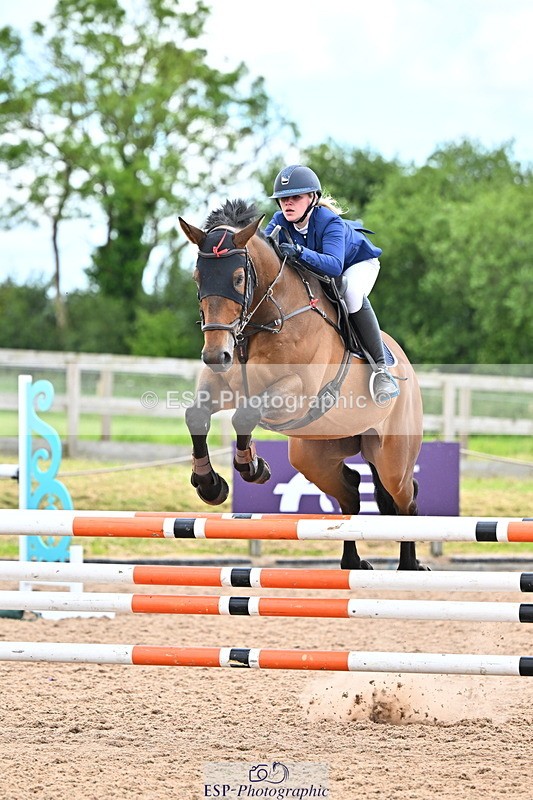 240608A-132856-02561 - Cls 4 Snr Newcomers and 1.10m Open