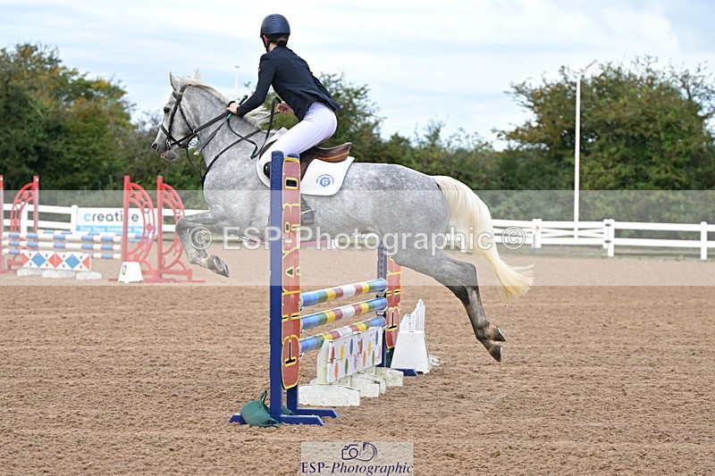 240925A-101041-00011 - Clear Round