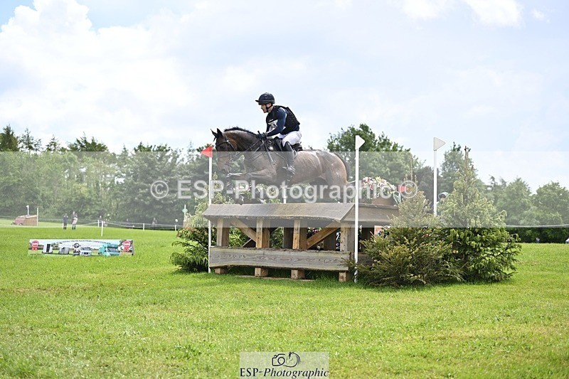 240526-131725-22451 - 541-FRIENDSHIP_VDL-Aaron_Millar