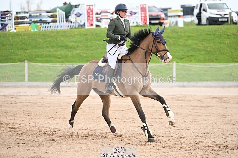 250425-095518-08050 - Cls 2 - 2 Star Small Tour