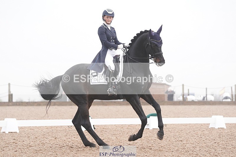 250404-083820-03799 - 069-India.Hamilton-Burnet-Kissingdale