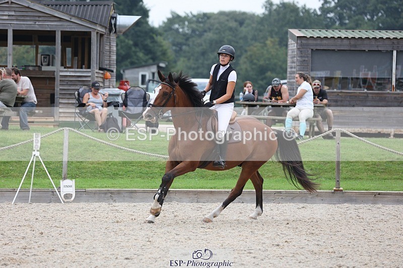 230908-165608-03047 - Cls 9 Snr Newcomers & 1.10m Open