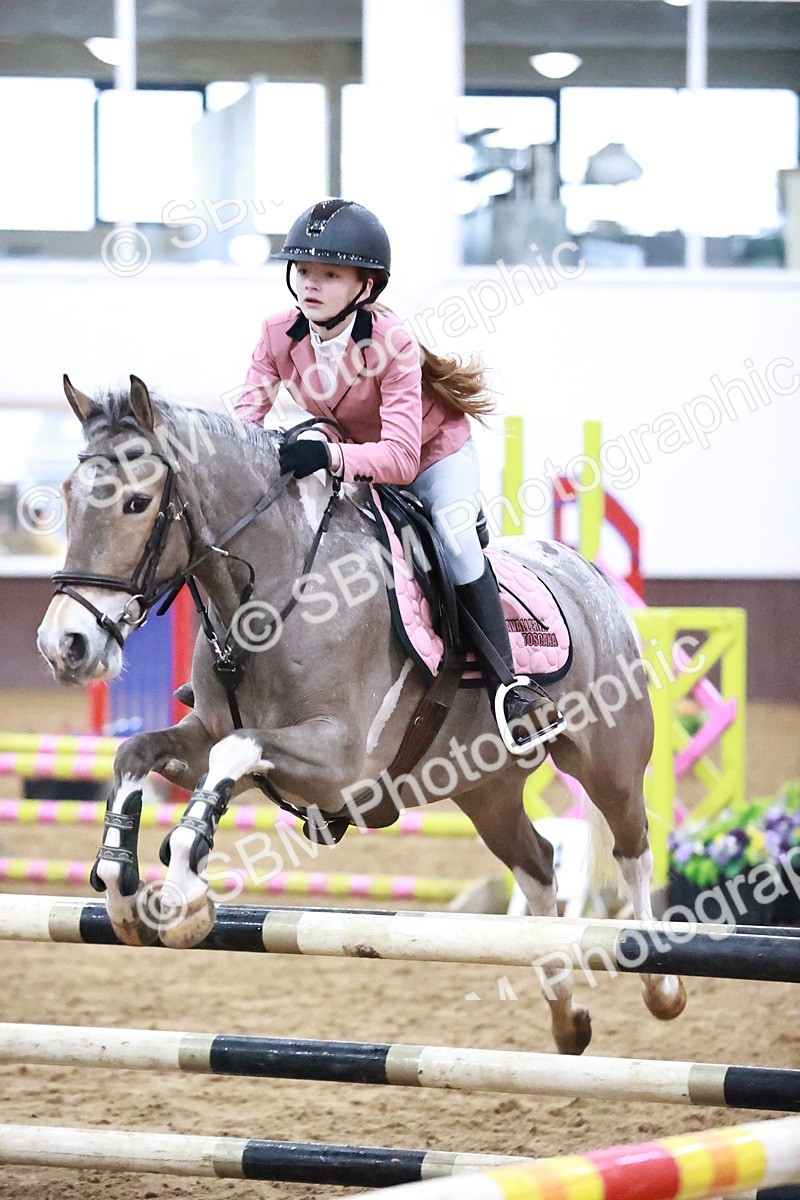 SBM_000072 - Class 1 - Pony Intro 70cm