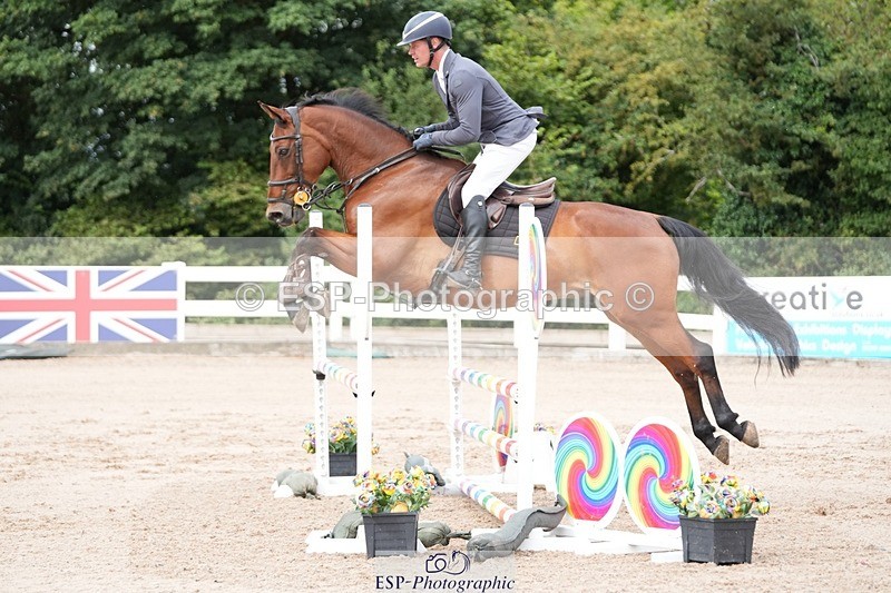 250726-100435-05224 - Cls 18 Snr British Novice and 90cm