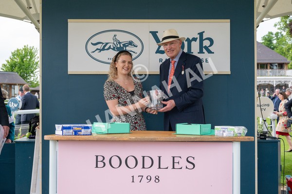 170524-Race 5-Lead Artist-9059 - Race 5 4.15pm  Darley EBF Novice Stakes