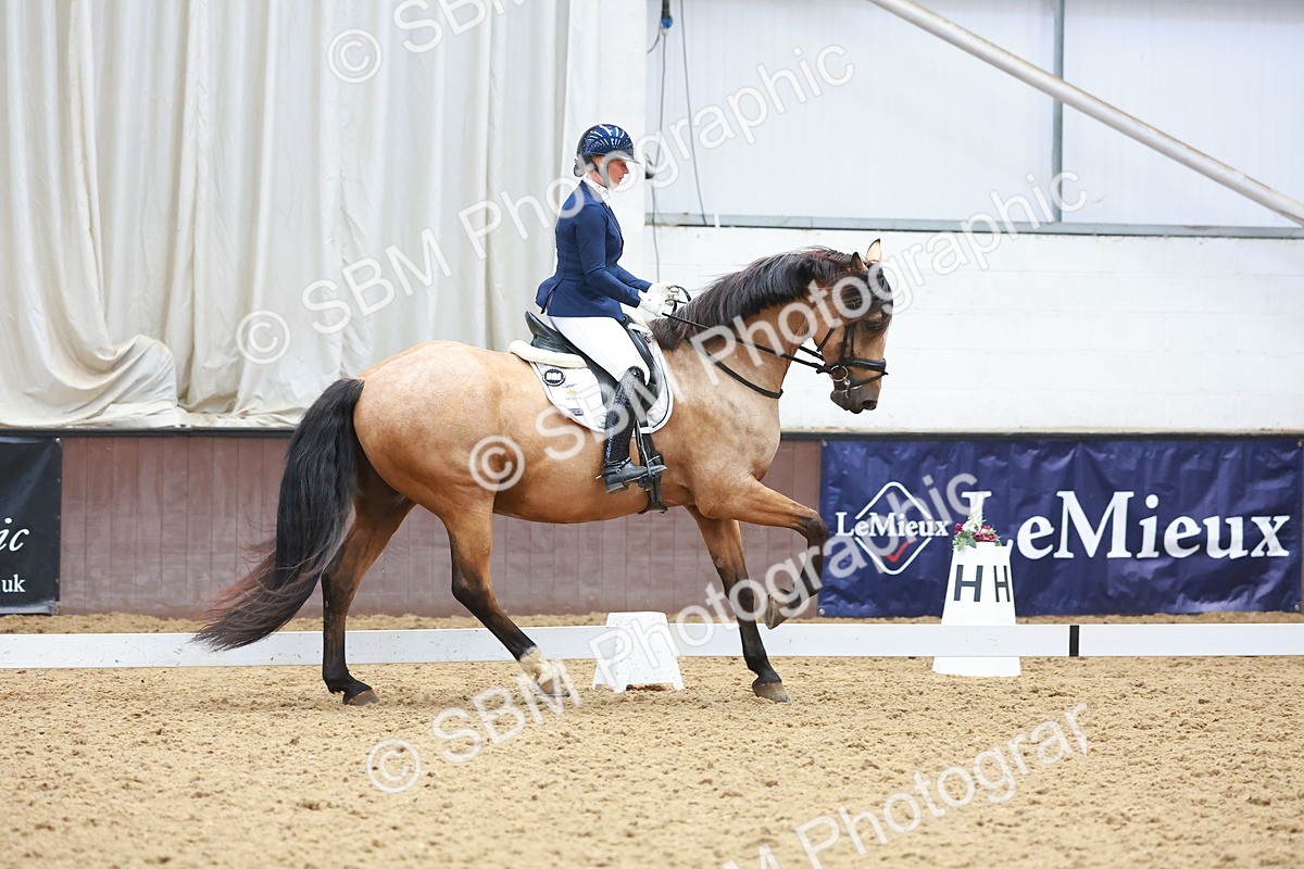 SBM_001933