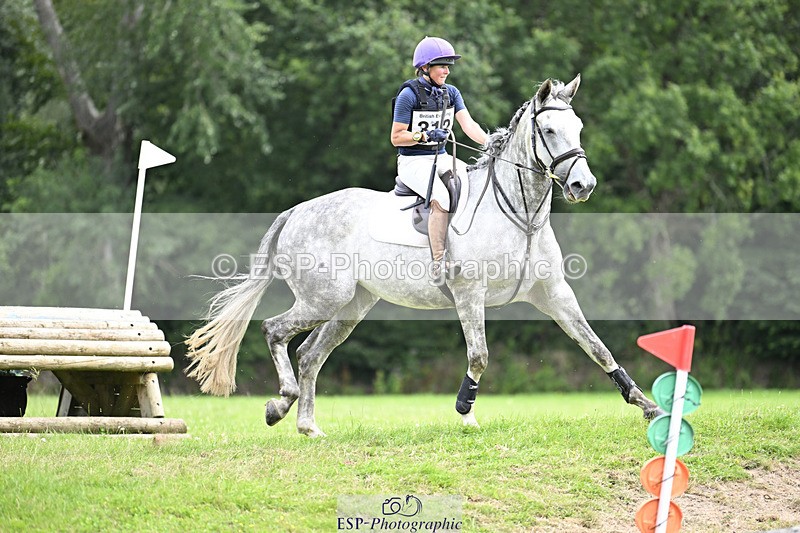 240804-112141-11995 - 312-Charlotte_Billson-KILLYCLOGHAN_MR_MOONSHINE