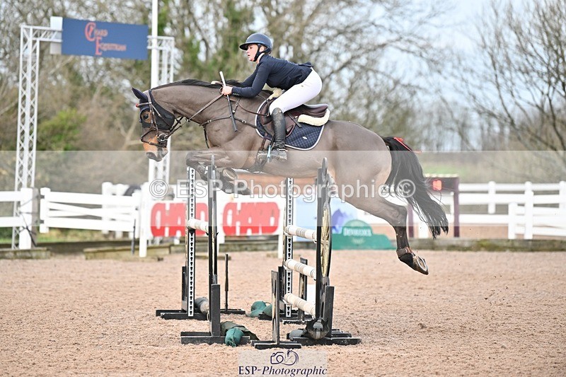 241206-130338-00894 - Cls 5 Newcomers and 1.10m Open