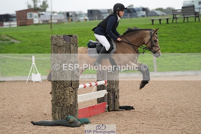 250920-100303-00534 - Cls 5 Pony British Novice and 80cm