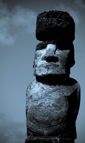 EASTER ISLAND RAPA NUI - TRAVEL