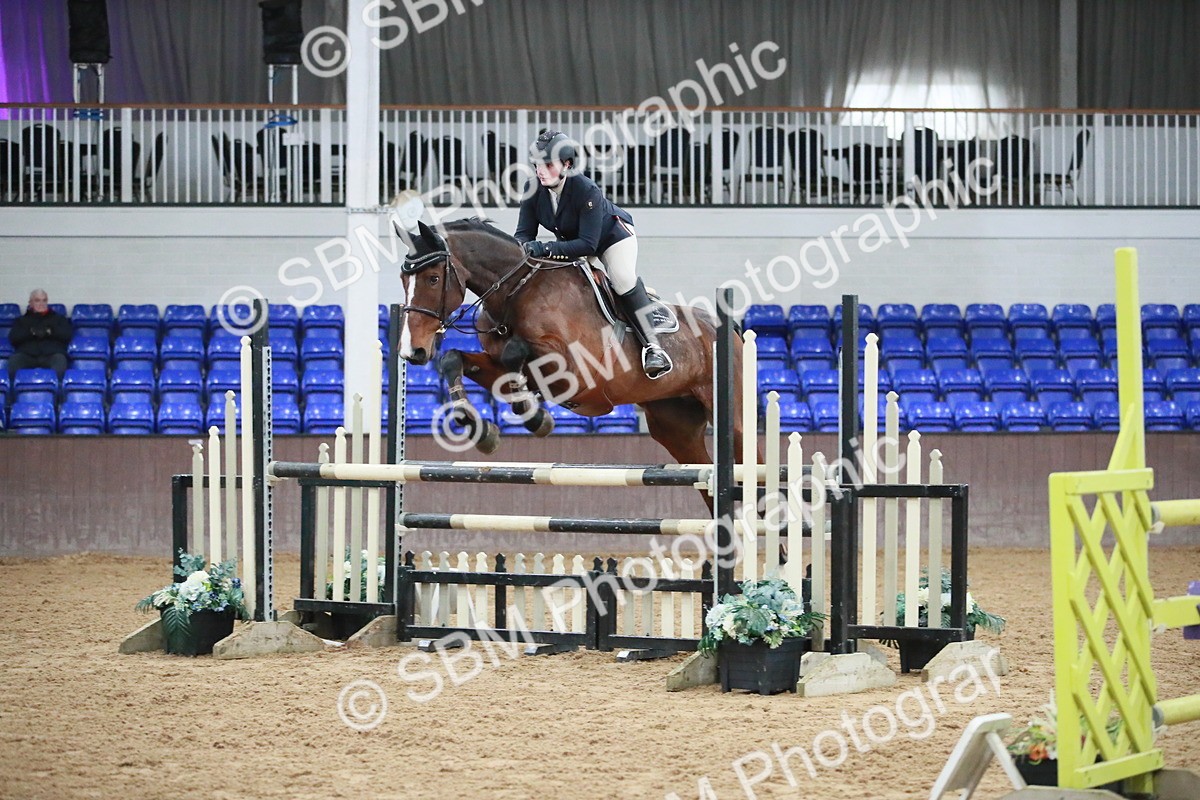 SBM_001075 - Class 4 - Senior Newcomers - 1.10m Open