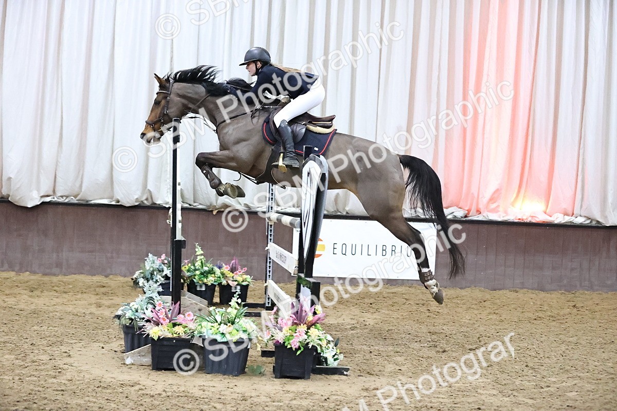 SBM_010159 - Class 25 - Equestrian Senior Foxhunter 1.20m