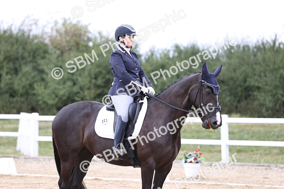 SBM_017592 - Class 14 - Novice 23 - 13.52-14.55