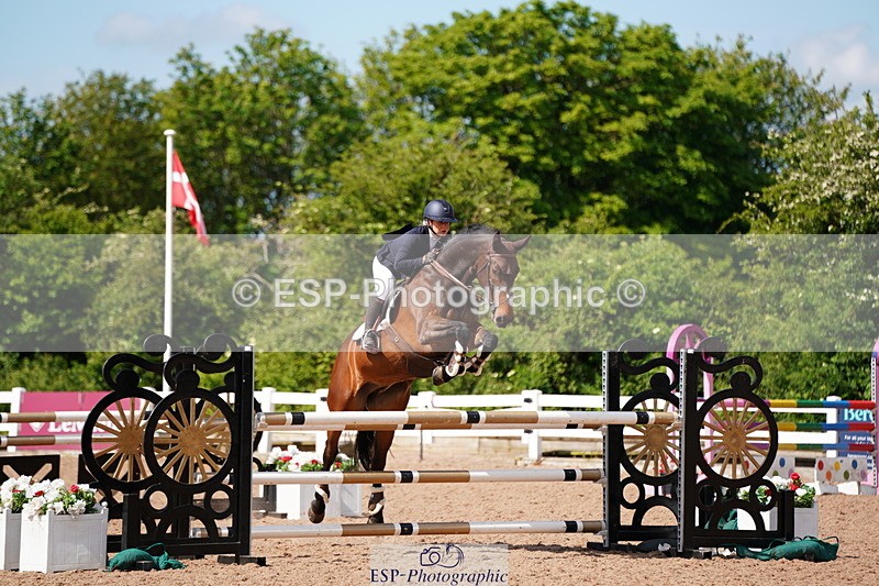 240525A-095334-05211 - Cls 13 Snr 1.05m and 1.10m