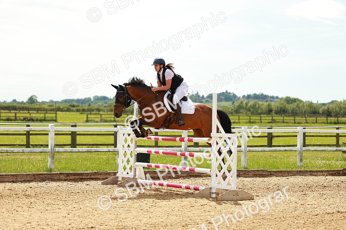 SBM_002380 - Class 4 - Senior Newcomers - 1.10m