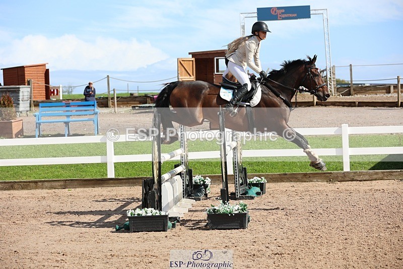 250913-141740-07321 - Cls 25 1.05m Amateur Quali