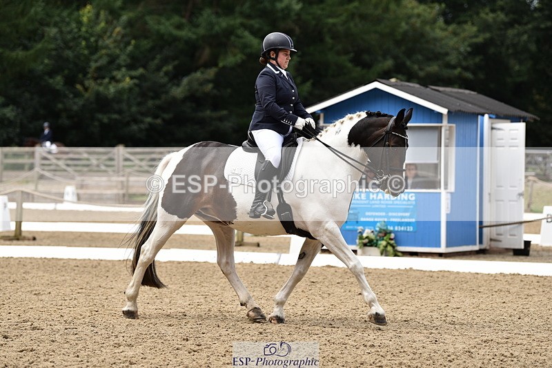 140110A-005948-10796 - 015-Lauren.Picknett-Bonnie.V