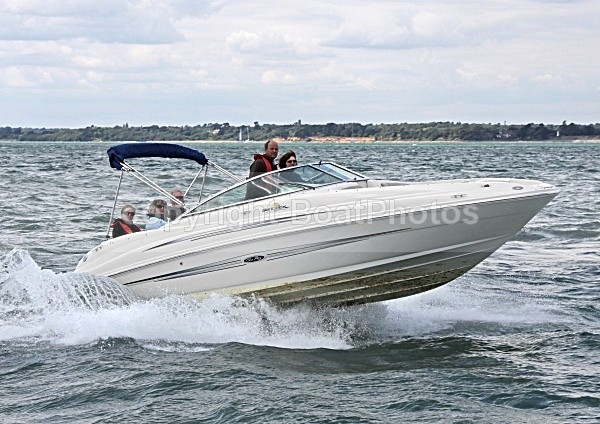 090709 SEA RAY 220 SUNDECK IMG_8867 - Speedboats