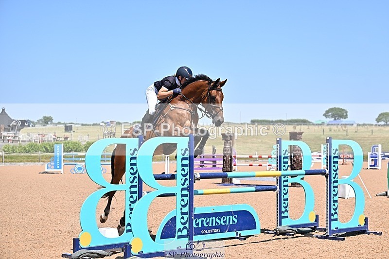260708-140411-00533 - Foxhunter and 1.20m