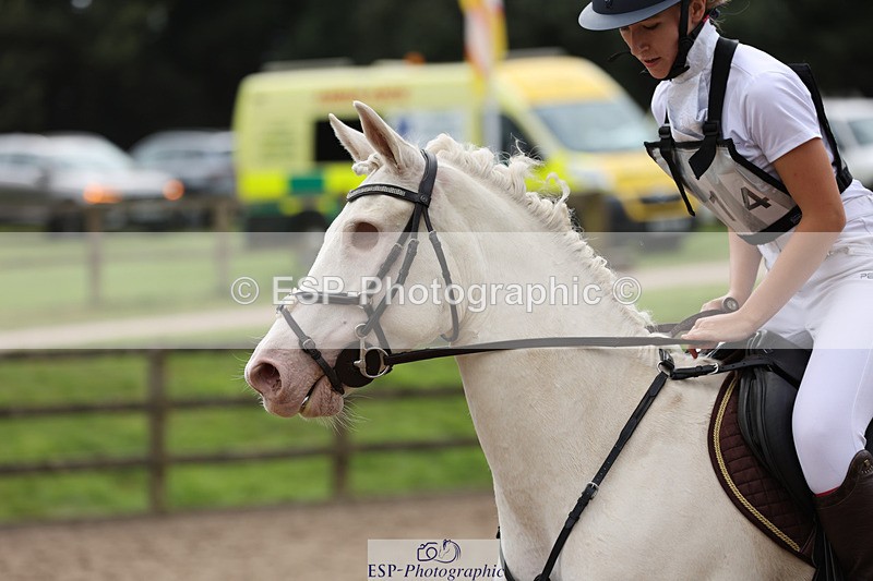 240804-150513-16271 - 614-Jessica_Lee-TULLY_FLOWER