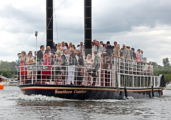 090703 SOUTHERN COMFORT IMG_6939 - HENLEY REGATTA FRIDAY 3rd JULY 2009