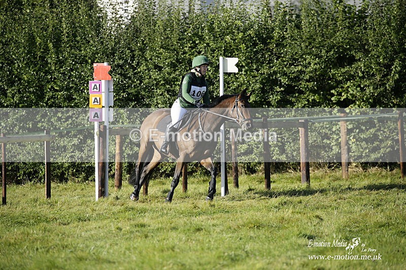  WWHT 031021 749 - WWEC Novice Restricted (0.80m) 18/10/20