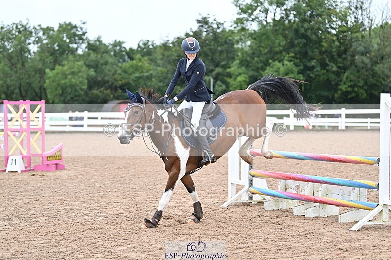 240908A-110803-03245 - Cls 18 A&B Pony Brit Nov & 80 Opern